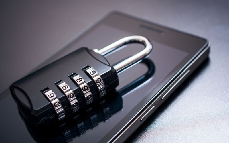 Application smartphone contrôlant une serrure connectée à Antibes